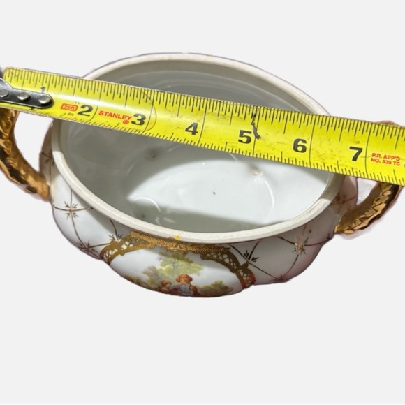 Limoges Gold and White Porcelain Tureen - Picture 16 of 16